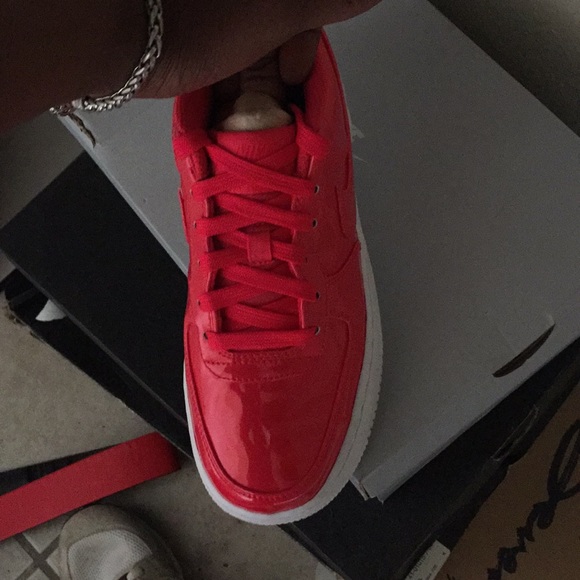 Shoes - Picture 2 of 3